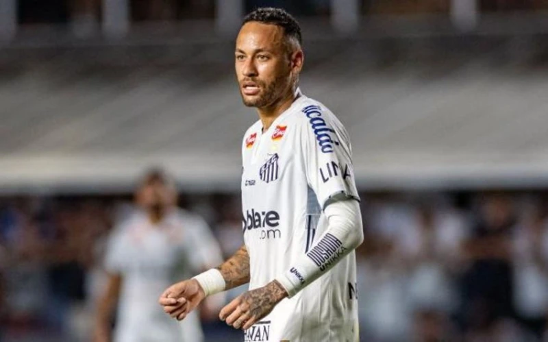 Santos Yıllık Bütçesinin Çeyreğini Neymar'a Harcıyor