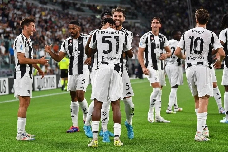 "Juventus" yeni teknik direktör atamak üzere