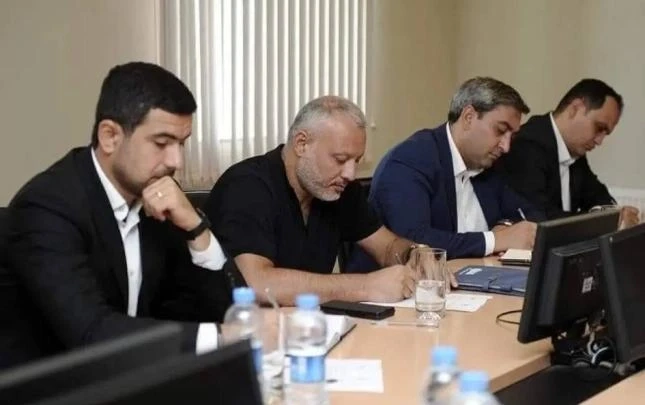 Profesyonel Futbol Ligi'nin Profesyonel Faaliyetleri