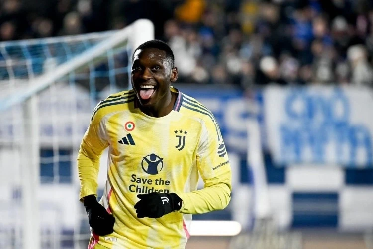 Fenerbahçe, Fransa Milli Takımı Forvetini Transfer Etmeye Çalışıyor