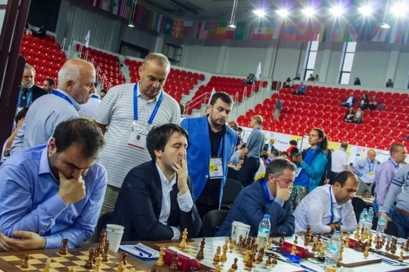 Azerbaycan, satrançta her iki sıralamada da ilk onda