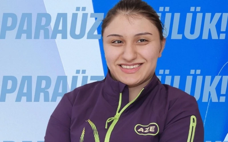 Bir Azerbaycanlı yüzücü daha Fransa'daki turnuvada finale yükseldi