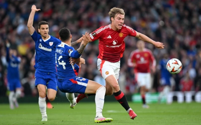 UEFA Avrupa Ligi: Tottenham ve Manchester United finale yükseldi