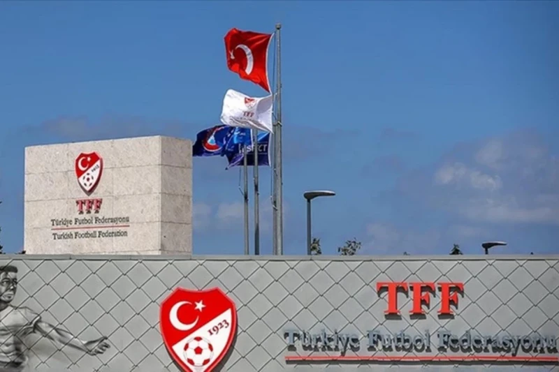 Türkiye Süper Ligi'nde önümüzdeki iki sezon için yabancı oyuncu sınırı kurallarında değişiklik yapıldı
