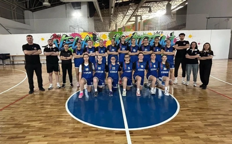 Azerbaycan basketbol milli takımları Türkiye'de kampa girdi