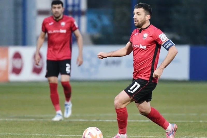 Asif Mammadov: "Bu konuya, yönetimle yapılacak görüşmelerden sonra açıklık getirilecek."