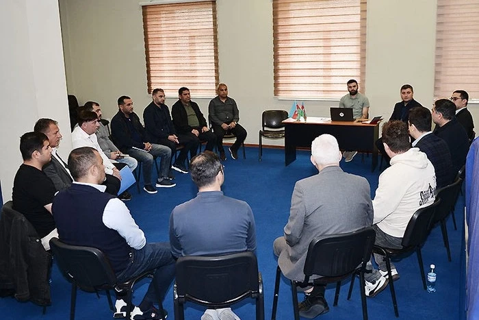 Koordinatörler ve kulüp temsilcileriyle toplantı yapıldı (fotoğraflar)