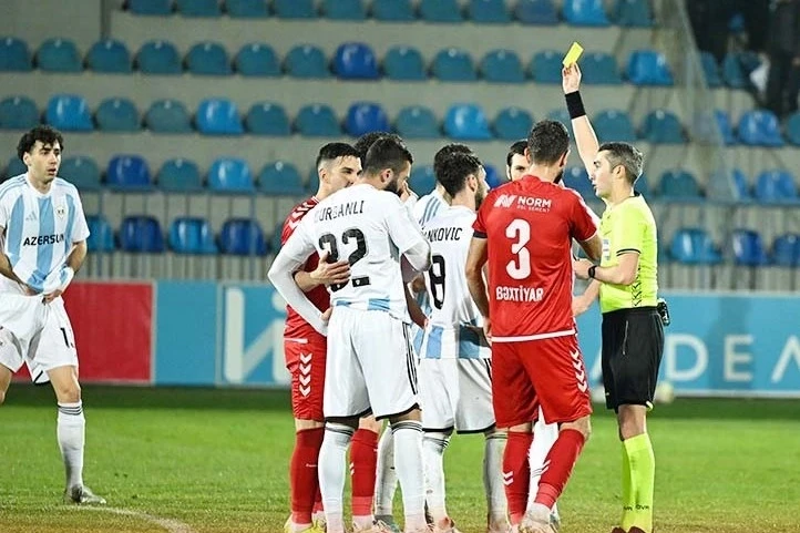 "Karabağ" - "Araz-Nahçıvan" maçını yönetecek hakemler belirlendi