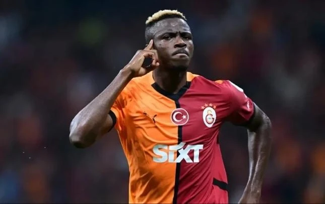 "Al-Hilal" Osimhen'i transfer etmek için harekete geçti