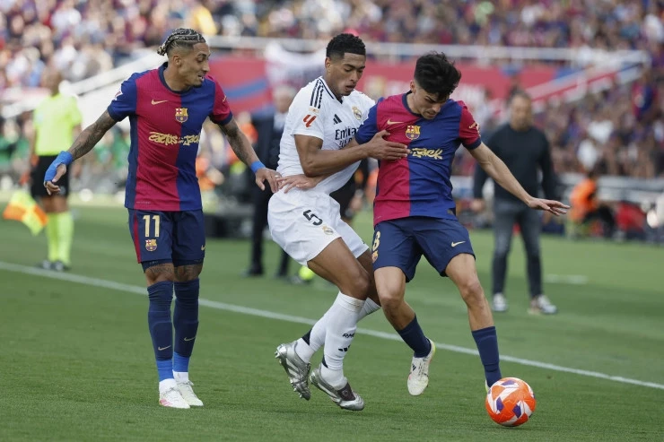 "El Clasico"da "Barcelona" Galip Geldi