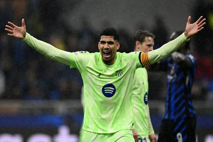 "Real Madrid", "Barcelona" Oyuncusunu Transfer Edebilir