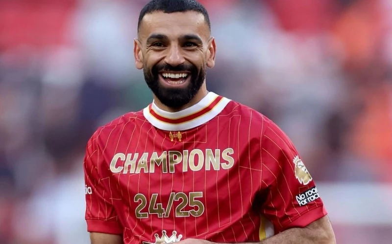 Salah İngiltere'de Sezonun Oyuncusu Seçildi