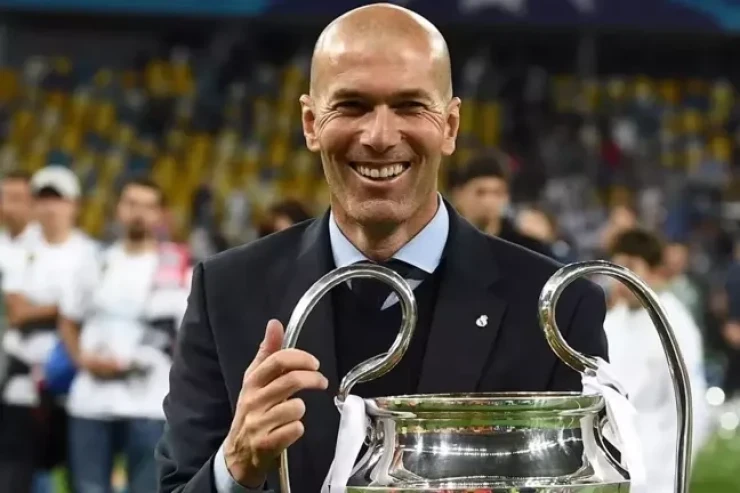 Zinedine Zidane Fenerbahçe'ye mi Geçecek?