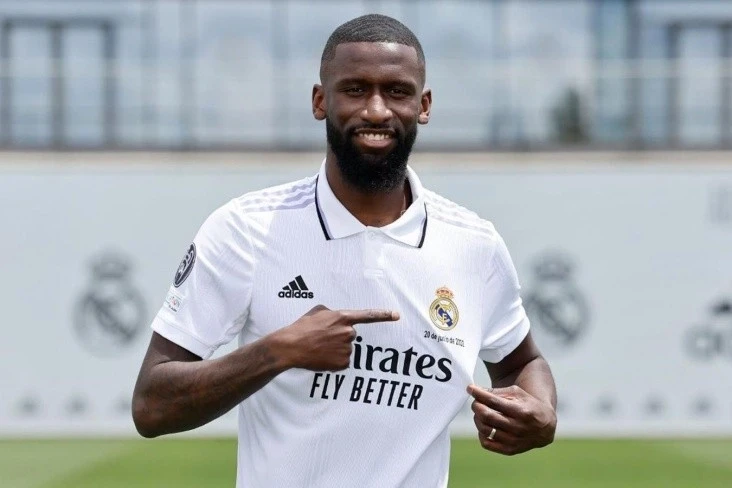 Antonio Rüdiger ameliyat olacak