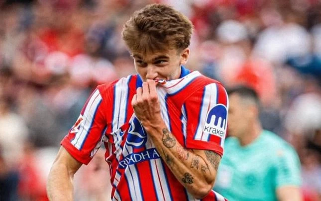 "Atletico" onunla sözleşmesini uzatıyor