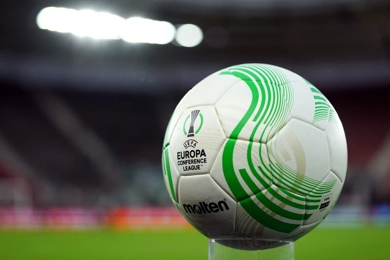 "Manchester United" 1., "Tottenham" 2., "Karabağ" 27. Sırada