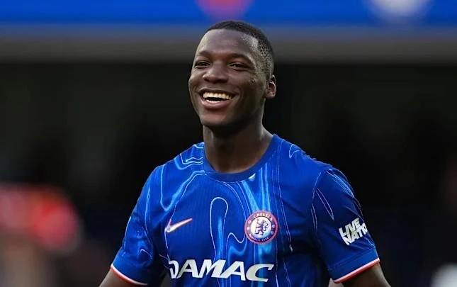 Chelsea'de En İyi Seçildi