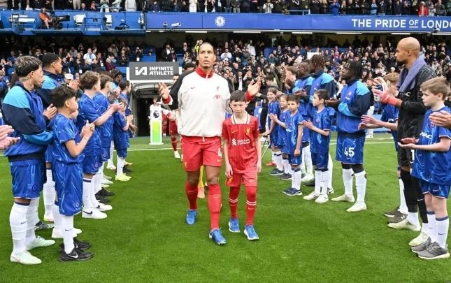 "Chelsea" "Liverpool"u mağlup etti, "Manchester United" ise yenildi