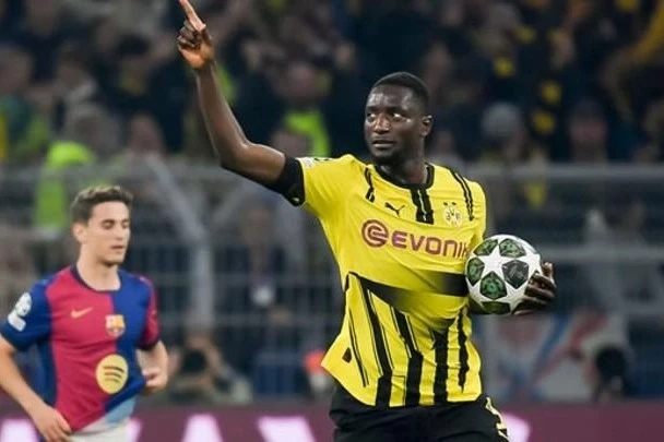 "Borussia" forveti haftanın oyuncusu seçildi