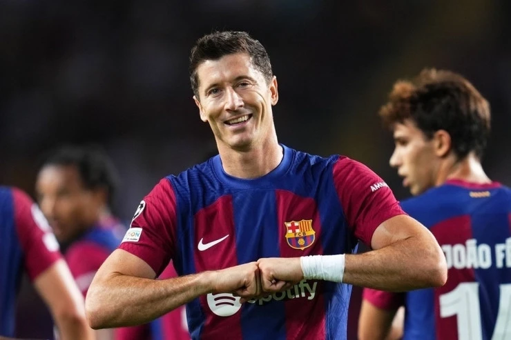 "Barcelona" Lewandowski'nin Yerine Geçebilecek Forvet Buldu