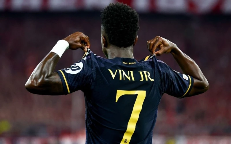 Suudi Arabistan kulübü Vinicius Junior için büyük miktarda para harcamaya istekli