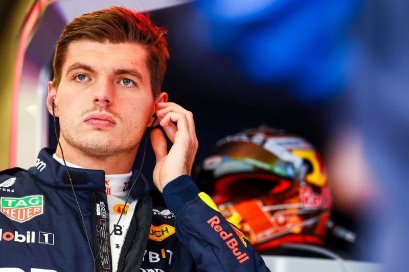 Max Verstappen gelecek sezon "Red Bull" takımında yarışacak