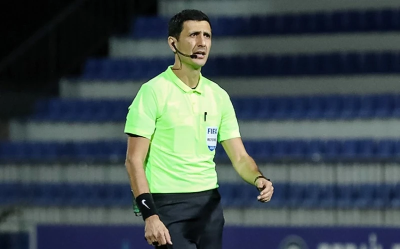 Premier Lig'de "Karabağ" - "Araz-Nahçıvan" maçının hakemleri belirlendi