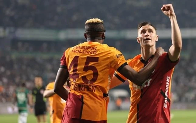 "Galatasaray" büyük skorla finale yükseldi