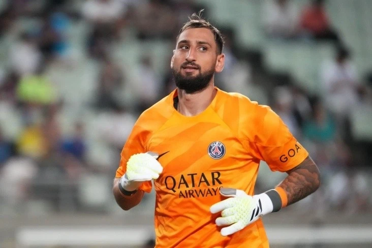 Gianluigi Donnarumma, PSG yönetiminin kararını bekliyor
