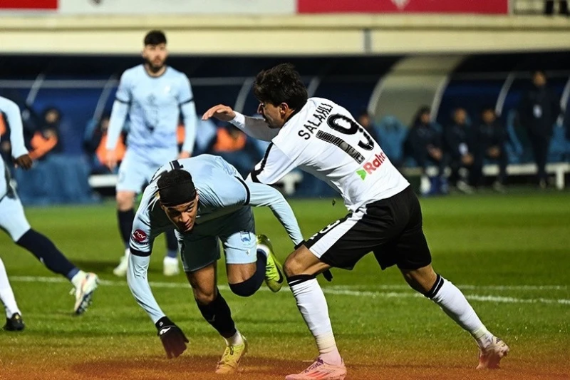 "Zira"da oynayan yabancı futbolcu: "Benim için henüz her şey bitmedi"