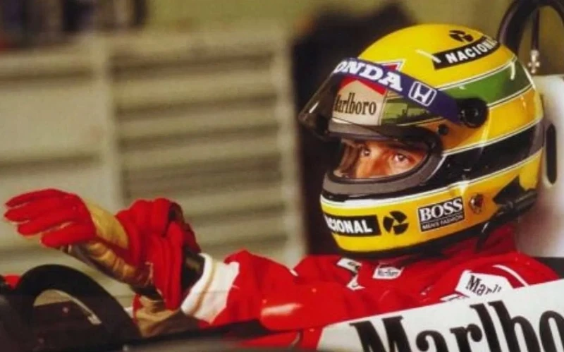 Eski Formula 1 pilotunun kaskı açık artırmada 965 bin dolara satıldı