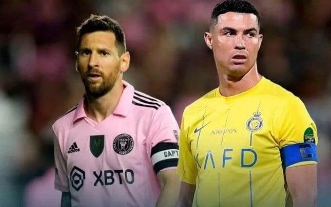 Messi de Ronaldo da Şampiyonlar Ligi'ne veda etti