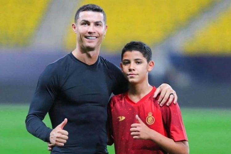 Cristiano Ronaldo'nun oğlu Portekiz milli takımına çağrıldı