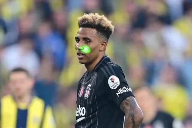 Beşiktaşlı futbolcunun gözüne lazer tutan kişi 1 yıl hapis cezasına çarptırıldı