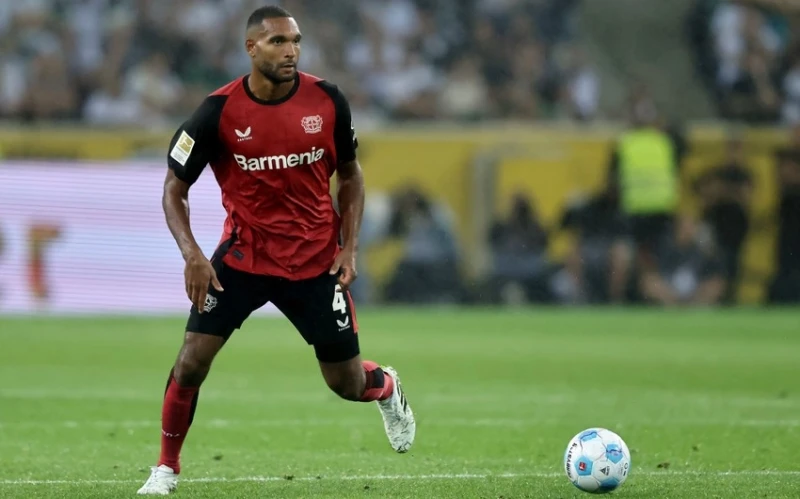 Bundesliga şampiyonu takımdan ayrılacağını açıkladı