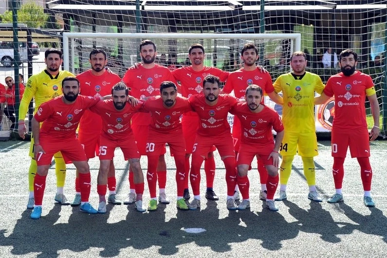 Azerbaycan milli takımı finalde