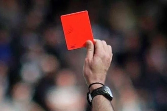 Misli Premier Ligi'nde dört futbolcu cezalı duruma düştü