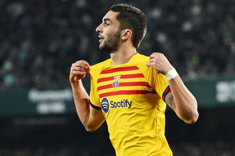 Barcelona'lı futbolcu ameliyat oldu