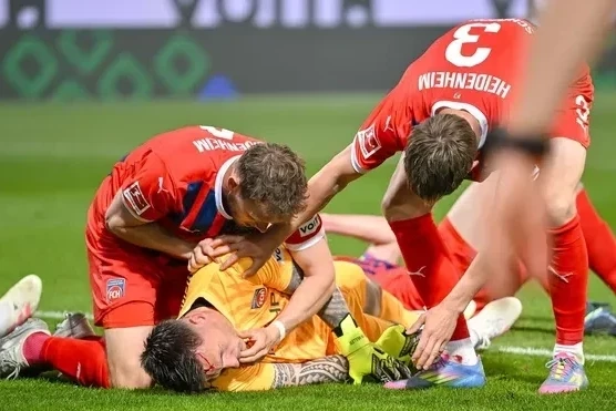 Heidenheim kalecisi beyin sarsıntısı geçirdi