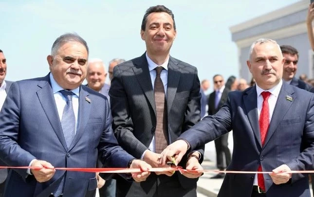 "Turan Tovuz" Antrenman Tesisindeki Yeni Sahaların Açılışından Fotoğraflar