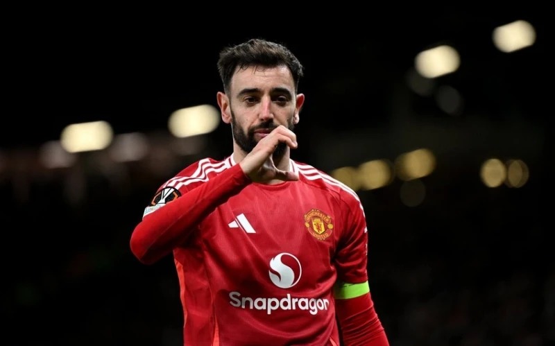 Manchester United'ın orta sahasına Suudi Arabistan kulübünden teklif geldi
