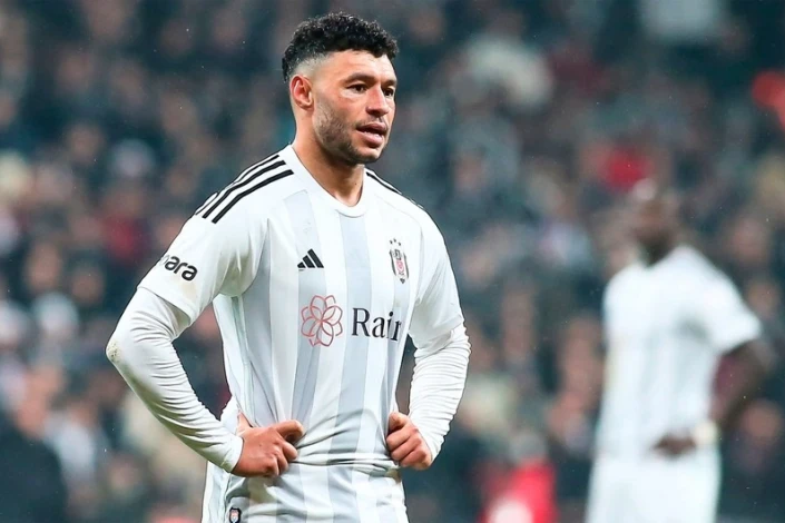 Beşiktaş futbol kulübü oyuncusu ağır sakatlandı