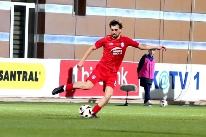 Faik Hacıyev: "Neftçi maçına sizin önerdiğiniz düşüncelerle başlarsak, onları yenemeyiz" - RÖPORTAJ