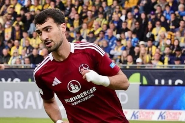 Mahir Emreli "Nürnberg"e hat-trick ile veda etti