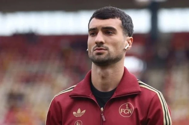 Emreli "Nürnberg"deki son maçına çıkıyor;