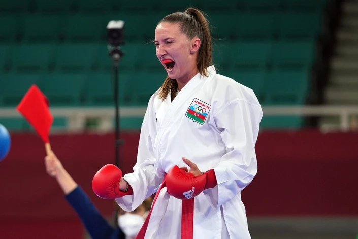 İrina Zaretska birinci