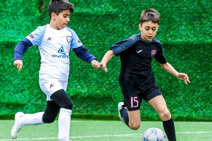 Futbolcularımız yarışmaya galibiyetle başladı