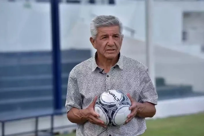 Arjantin milli takımıyla Dünya Şampiyonası'nı kazanan futbolcu hayatını kaybetti
