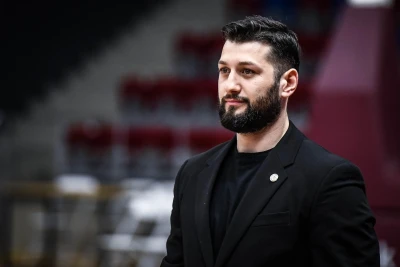 "Neftçi"nin baş antrenörü: "Kazanmayı hak etmiştik"