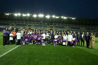 SOCAR, "Sosyal Bakım Programı" çerçevesinde Down sendromlu çocuklar için futbol etkinliği düzenledi